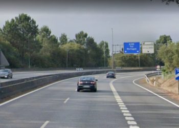 Una persona evacuada al Álvaro Cunqueiro tras un accidente múltiple en la A-55