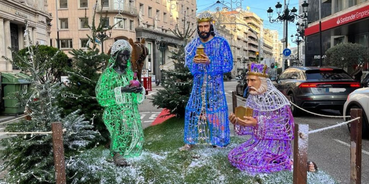 Los Reyes Magos vuelven a la Navidad de Vigo con Baltasar negro
