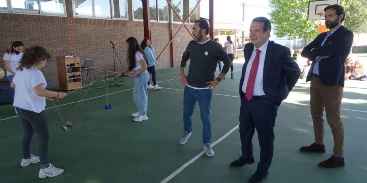 Guía para pedir la ayuda de 205 euros que Vigo dará a cada estudiante: plazos, requisitos y papeleo