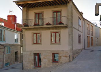 El Casco Vello de Vigo recibe 27 ofertas por los seis locales comerciales de renta baja que se alquilan