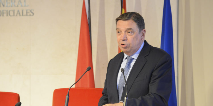 El Gobierno presentará este lunes el recurso contra el veto a la flota de fondo