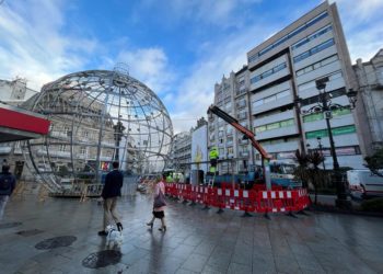 Caballero intenta defender sus cálculos sobre el retorno de la Navidad de Vigo sin aportar cifras