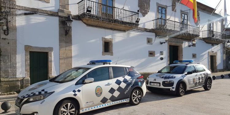 Investigan al alcalde de Baiona por quitarse varias multas de aparcamiento en carga y descarga