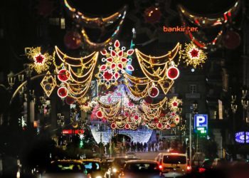 Aforo limitado, pantallas gigantes y corte de tráfico de 7 horas para el encendido de la Navidad de Vigo