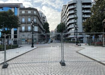 Las vallas toman el centro de Vigo: llega la noria