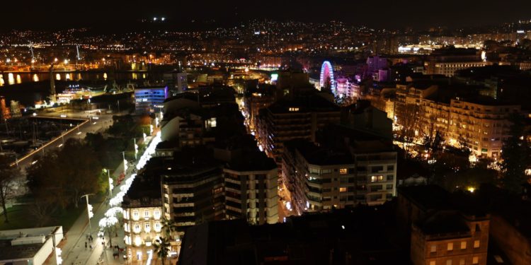 Vigo vive su cuarto sábado de Navidad con lleno e ‘invasión’ lusa