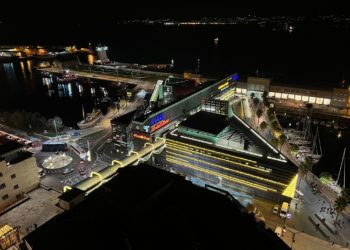 Vigo vive su cuarto sábado de Navidad con lleno e ‘invasión’ lusa