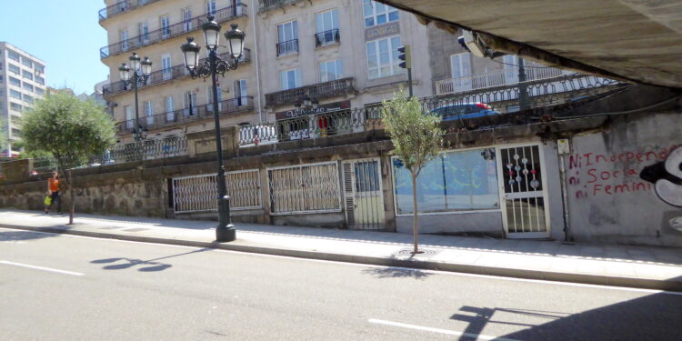 Antiguos comercios de la Rúa Alfonso XIII