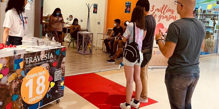 Nueva campaña para donar sangre en Vigo con una entrada de cine de regalo como agradecimiento
