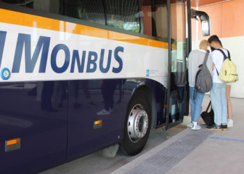 Monbus, concesionaria de la estación de buses de Vigo, destaca la reducción de tiempos y retoca horarios