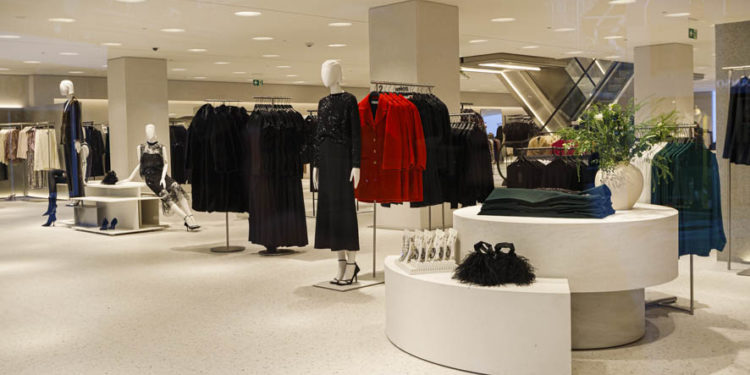 Zara abre su nueva tienda en el centro de Vigo, la más grande de la marca en la ciudad