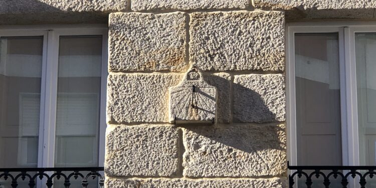 Relojes de sol en la ciudad de Vigo