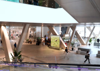 Vialia Vigo acoge la exposición de arte digital ‘Sí a todo’