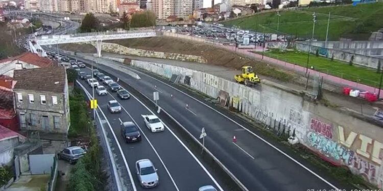18:00 horas: comienzan los problemas de acceso a Vigo por la AP-9