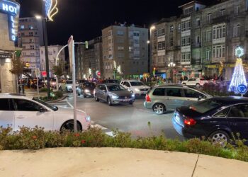 Vigo vuelve a vivir «importantes retenciones» en las principales vías de la ciudad