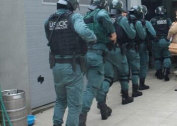 Detenidos por tráfico de armas de fuego tras investigar a un comprador de la provincia de Pontevedra