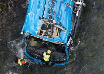 El Concello de Vigo declara 3 días de luto oficial por el accidente de Cerdedo-Cotobade