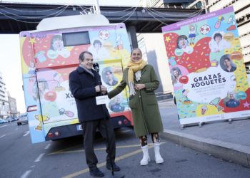 La campaña para fomentar los juguetes no sexistas y no violentos recorrerá Vigo en Vitrasa