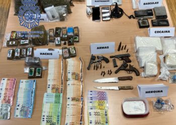 Detenido un hombre en Vigo por repartir drogas a domicilio y agredir a un policía