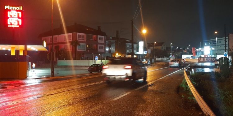 guerra de estaciones de servicio con los precios más bajos de la ciudad