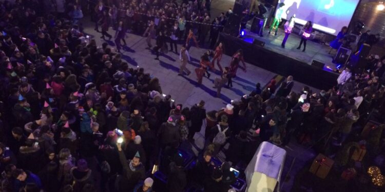 Una «gran carpa» y un traslado para celebrar el Fin de Año pese a la lluvia en O Porriño