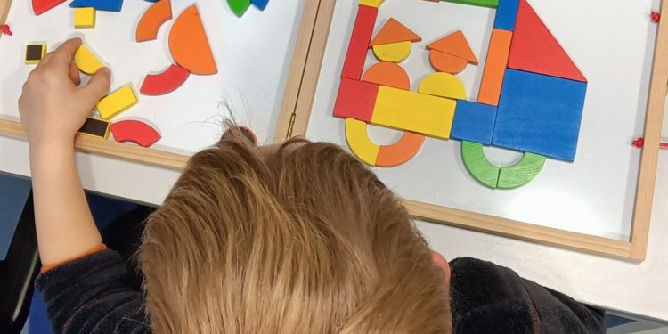 Vithas Vigo alerta de que el bajo rendimiento escolar puede ser señal de trastornos del aprendizaje