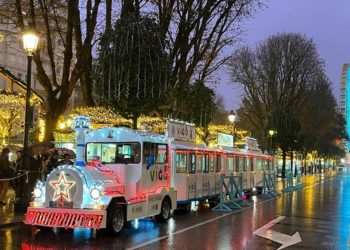 El tren de la Navidad recorre de nuevo Vigo: precios, rutas y horarios