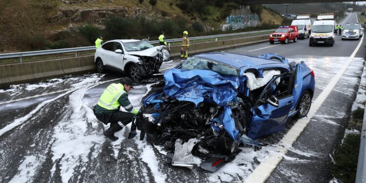 Trágico accidente en la A-52: muere un vecino de Vigo y resultan heridas graves otras tres personas