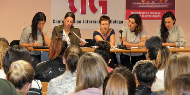 Desconvocada a folga de Bershka en Vigo, Pontevedra e Vilagarcía ao lograr a recolocación das 21 afectadas