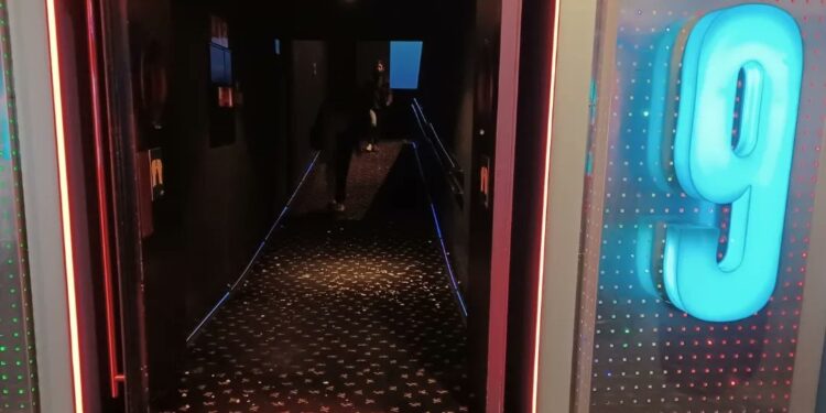 El Travesía de Vigo celebra el año nuevo sorteando entradas de cine sin moverse de casa