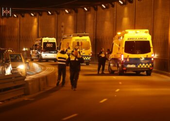 Nuevo accidente grave en Vigo: chocan dos motos y un piloto sufre importantes lesiones