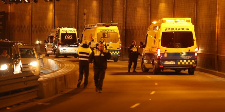 Nuevo accidente grave en Vigo: chocan dos motos y un piloto sufre importantes lesiones