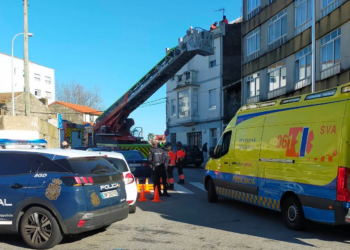Trasladado al hospital un operario tras cortarse en una pierna con una radial en Vigo