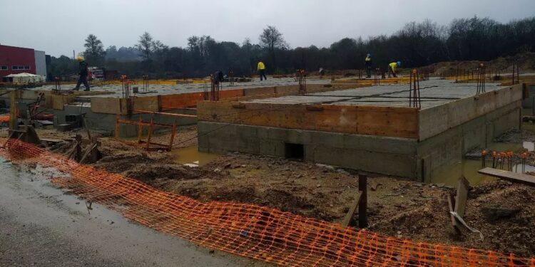 O Porriño cede una parcela para una planta de compostaje a una asociación de diversidad intelectual