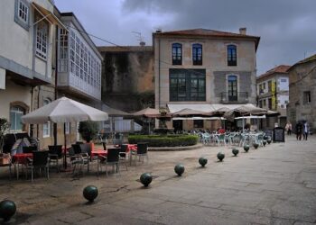 Alerta desactivada en Baiona por la desaparición de un submarinista: localizado en el casco histórico