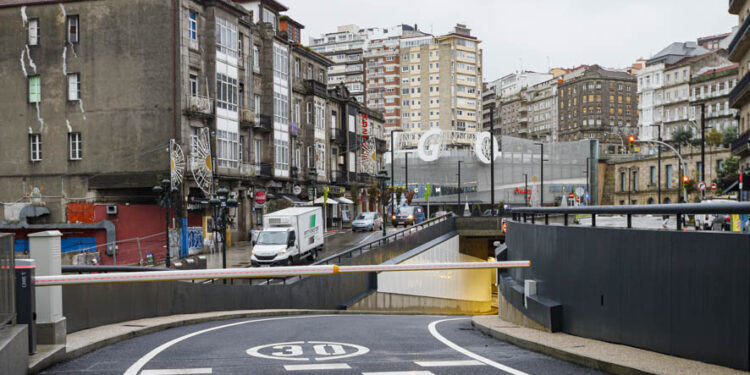 Más cierres de tráfico en el túnel de Lepanto, a los que se unen otros dos cortes en la Gran Vía de Vigo