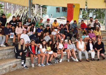 La Deputación de Pontevedra abre el plazo para ir a los campamentos de verano DepoAventura en A Lanzada