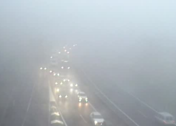 Accidente en la AP-9 con seis coches implicados: retenciones para salir de Vigo en medio de la niebla