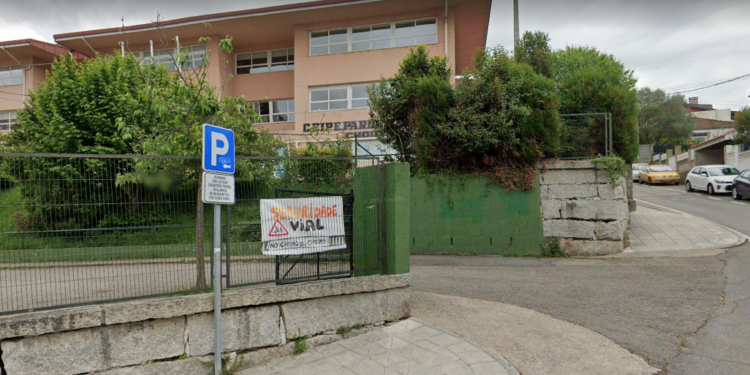 ‘Dientes de dragón’, la “novedosa” señal en Vigo para aportar seguridad al CEIP Emilia Pardo Bazán