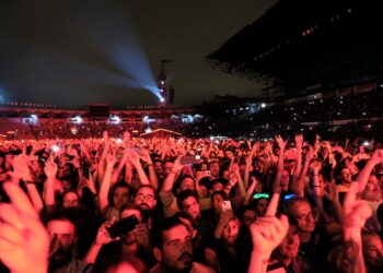 Caballero habla ahora de “al menos dos” conciertos en Balaídos en 2023 y se lanza por Sabina en Castrelos