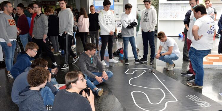 Os robots volverán competir na Escola de Enxeñería Industrial o 21 de abril