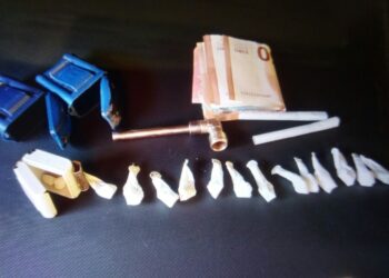 Detenido en Vigo tras quedarse dormido en el coche con 23 envoltorios de cocaína encima