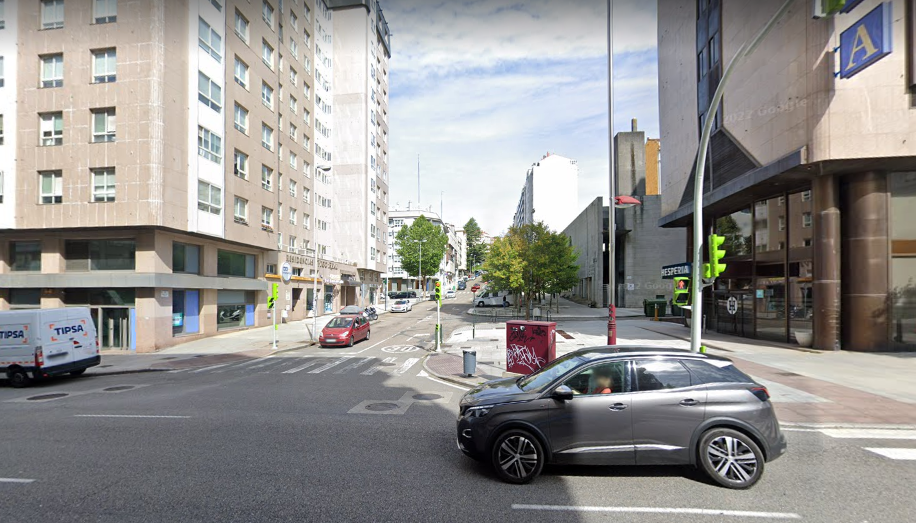 Un incendio en un transformador de la Avenida da Florida, en Vigo, deja sin luz a unas 500 personas - VigoÉ Un incendio en un transformador de la Avenida da Florida, en Vigo, deja sin luz a unas 500 personas - VigoÉ