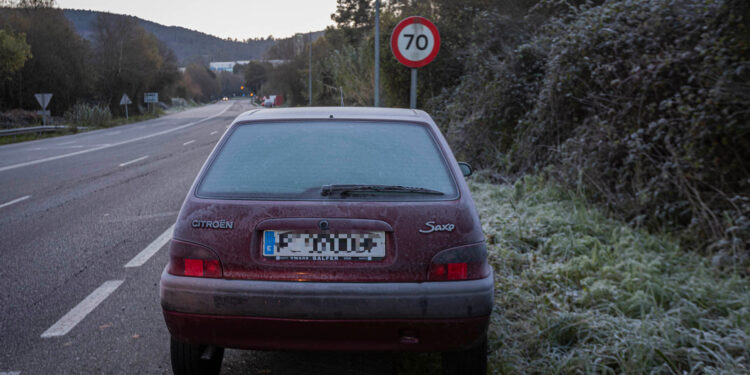 Un frente frío entra en Galicia este domingo y dejará nieve en cotas bajas durante la próxima semana