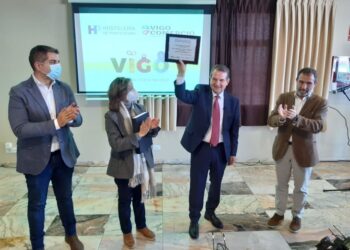 La hostelería, el comercio y los hoteles de Vigo vuelven a organizar un homenaje a Caballero por la Navidad