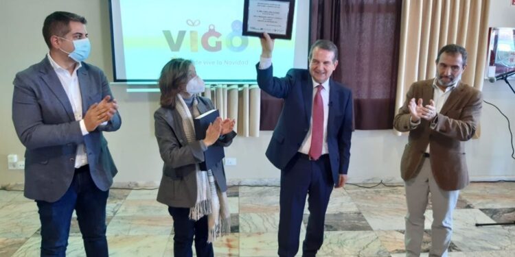 La hostelería, el comercio y los hoteles de Vigo vuelven a organizar un homenaje a Caballero por la Navidad