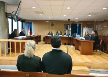 Continúa el juicio contra los dos acusados de tratar de perjudicar a un opositor de bombero en Vigo