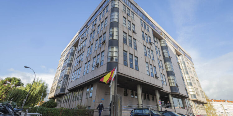 La UVigo suspende un proceso selectivo de personal laboral ante la demanda de participantes