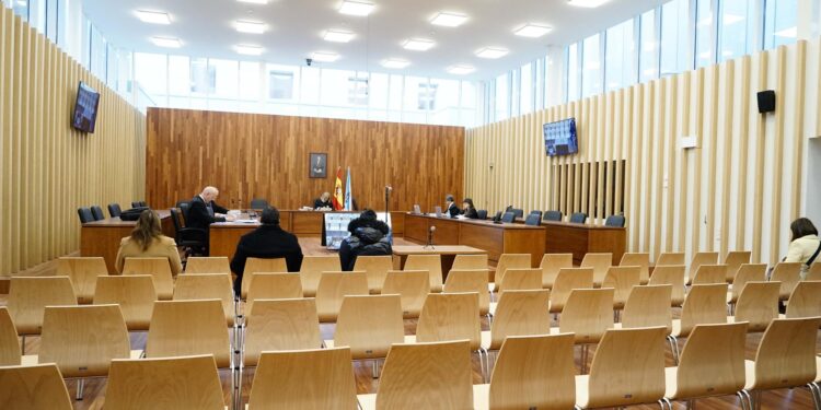 Piden 3,5 años de cárcel para el apoderado de una empresa de Vigo por delito tributario y falsedad