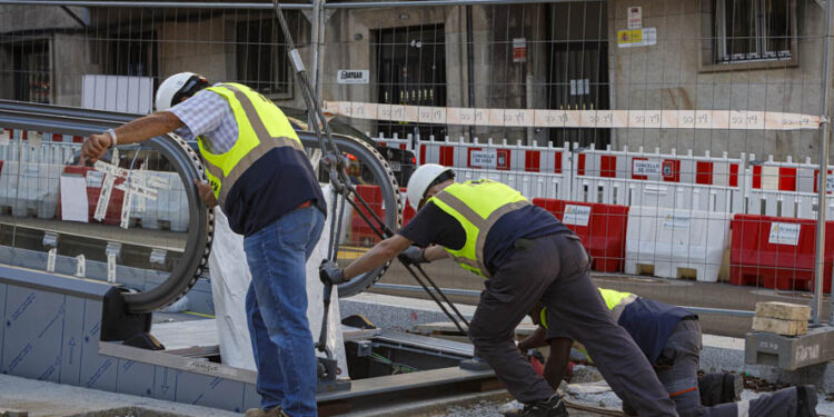 El paro bajó en 10.362 personas en Galicia en 2022, hasta los 142.222 desempleados